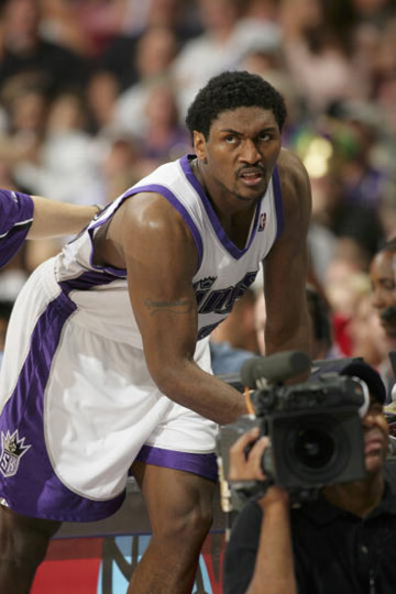 鲁尼：我爱逛廉价商店，买咖喱味方便面和薯片吃（鲁尼称钟爱平价店：常买咖喱味泡面和薯片）