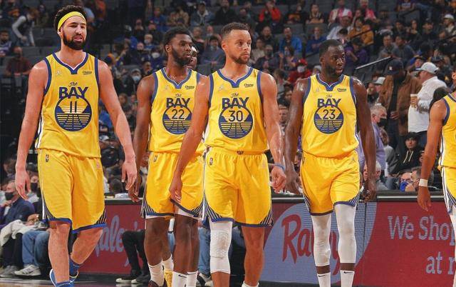 西甲半场：鲁文·加西亚传射，奥萨苏纳2-0莱万特（半场战报：鲁文·加西亚传射建功，奥萨苏纳2-0领先莱万特）