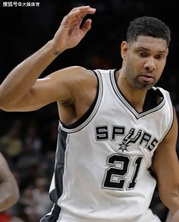 欧冠战报：德凯特拉雷传射建功，亚特兰大2-1逆转胜切尔西（欧冠焦点战：德凯特拉雷一传一射，亚特兰大2-1逆转切尔西）