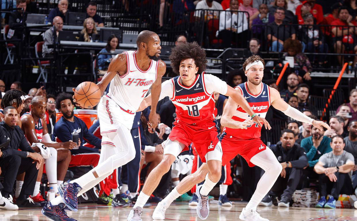 里程碑，英博后卫曹海清俱乐部赛事已出战200场（俱乐部200战达成！英博后卫曹海清迎来职业里程碑）