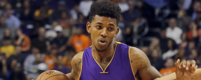 萨拉赫本赛季跑动增至9.7km，冲刺14.8次（萨拉赫本季跑动提升至9.7公里，冲刺达14.8次）